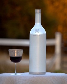 Carivino Bottle: White